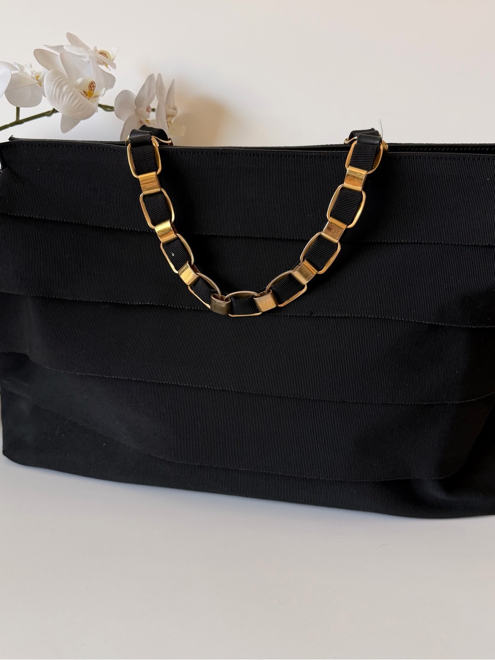 Salvatore Ferragamo Vara Grosgrain Chain Tote Travel Bag /Crossbody /Auth 💐✨💕